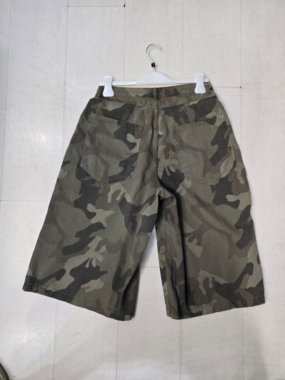 Bermuda Donna Camouflage