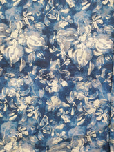Carica l&#39;immagine nel visualizzatore di Gallery, Camicia
